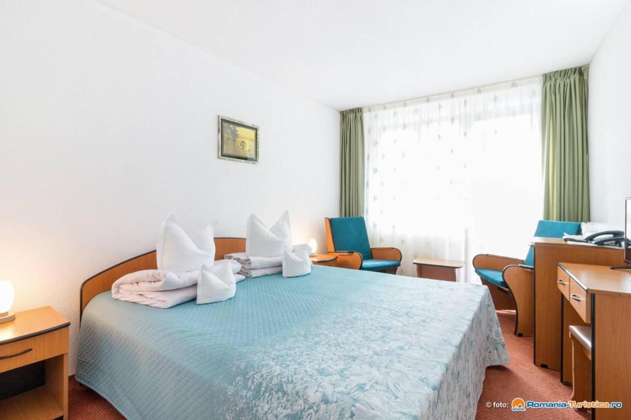 Hotel Bradul Durau Buitenkant foto