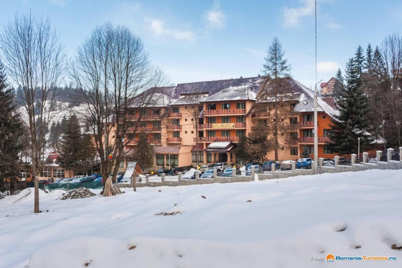 Hotel Bradul Durau Buitenkant foto